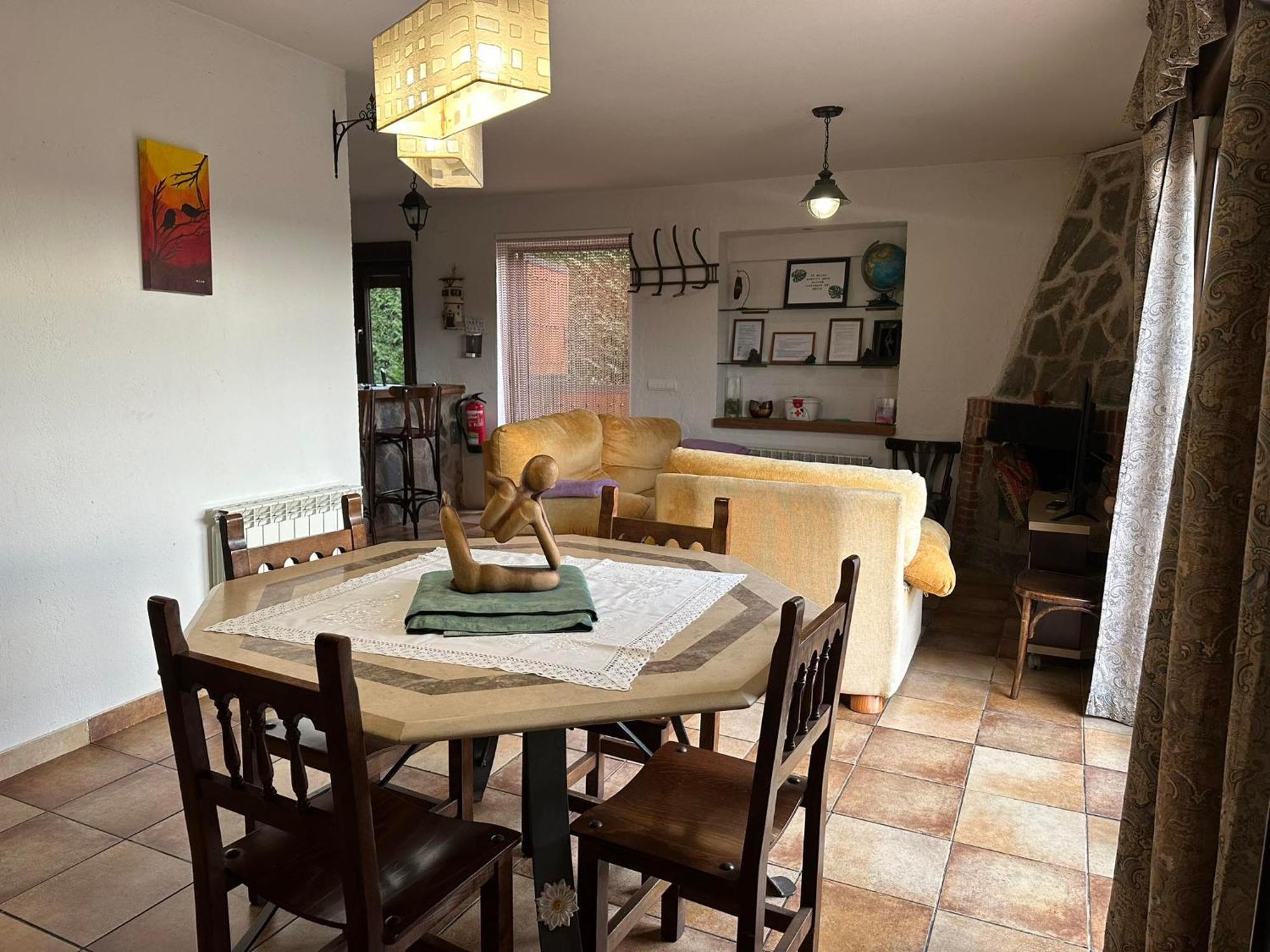 Affittacamere Vivienda De Uso Turistico El Nido La Serrada Esterno foto